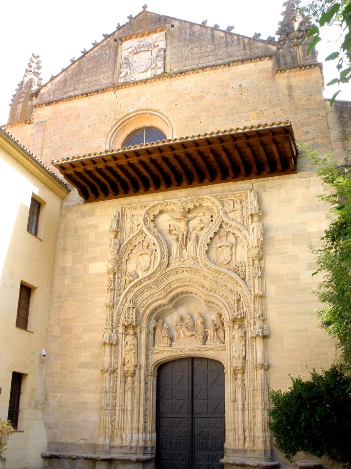 Segovia - Monasterio de Santa Cruz la Real-Universidad SEK, portada tardogótica de la Iglesia 7