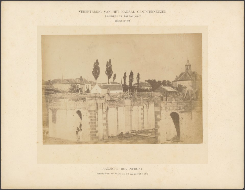 Schutsluis te Sas van Gent, bestek No 190. Aanzicht bovenfront. Stand van het we, Bestanddeelnr 872