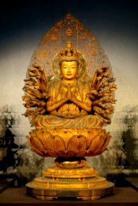 Seated Thousand-armed Kannon Bosatsu (Sahasrabhuja), Japan, Nanbokucho period, 1300s AD, wood, gold pigment, cut gold leaf, crystal eyes - Tokyo National Museum - Ueno Park, Tokyo, Japan - DSC08689