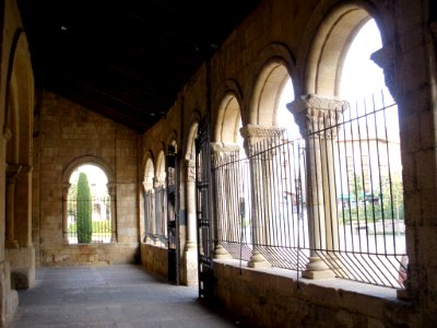 Segovia - Iglesia de San Millán, exterior 04