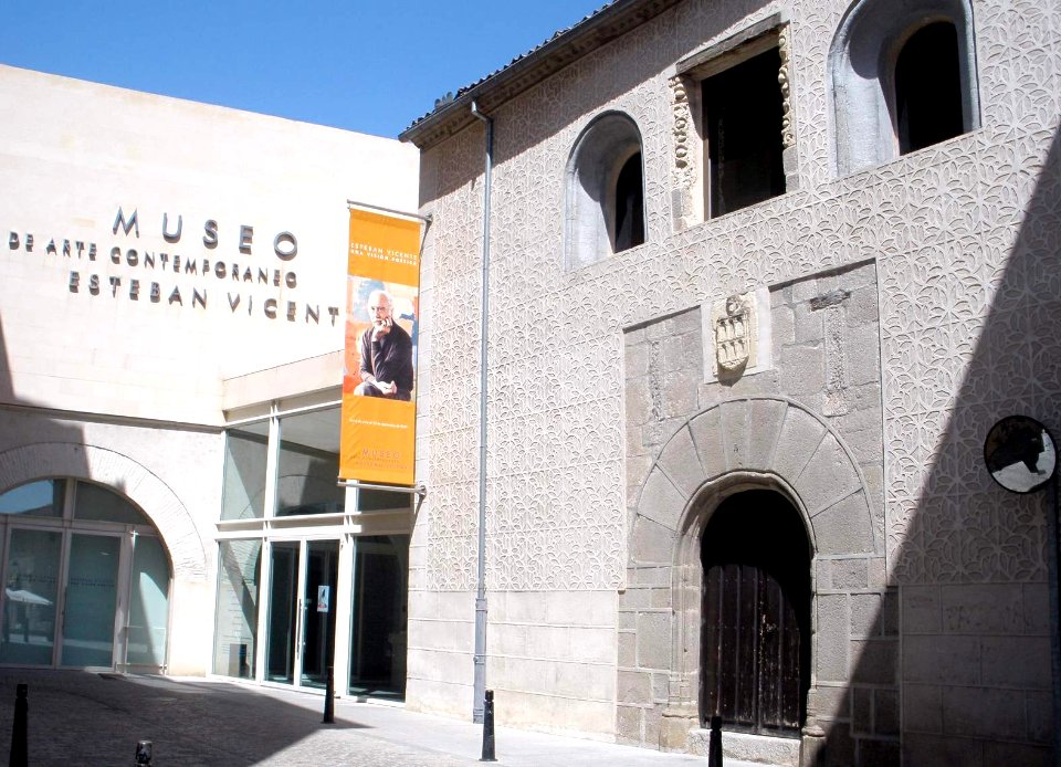 Segovia - Museo de Arte Contemporáneo Esteban Vicente (antiguo Palacio Real de San Martín) 05