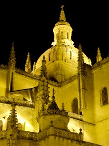 Segovia - Catedral, nocturno 01
