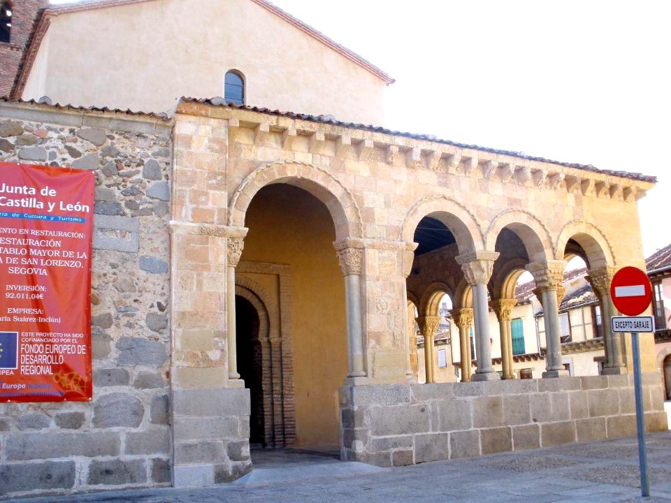 Segovia - Iglesia de San Lorenzo, pórtico 6