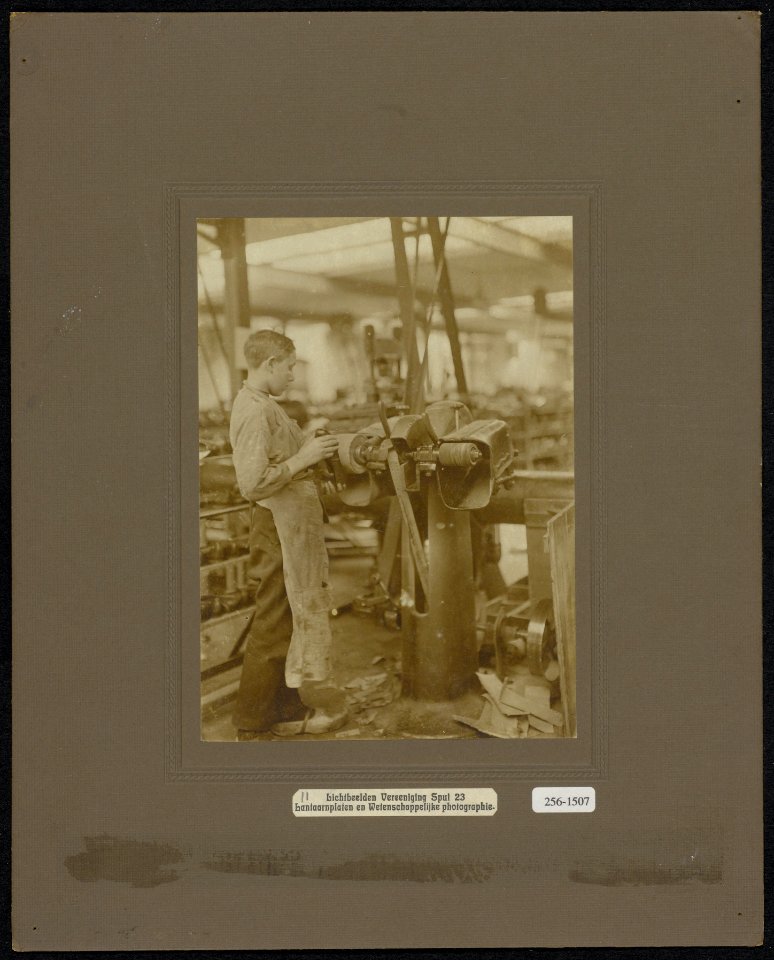 Schuurmachine, Bestanddeelnr 256-1507