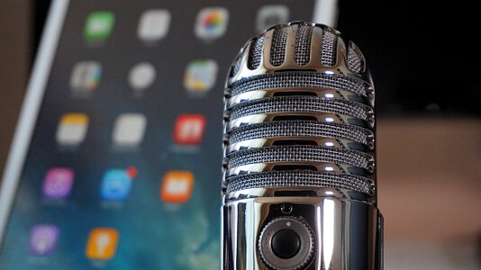 Podcast condenser microphone home office photo