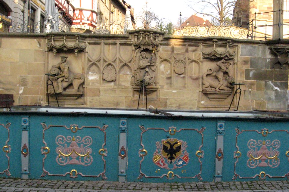 Schwäbisch Hall, Gotischer Marktplatzbrunnen