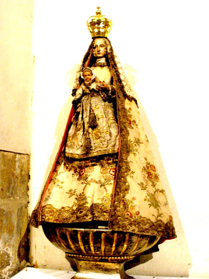 Segovia - Iglesia de La Santisima Trinidad 19