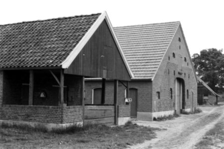 Schuren van boerderij bij Aalten, Bestanddeelnr 170-2017