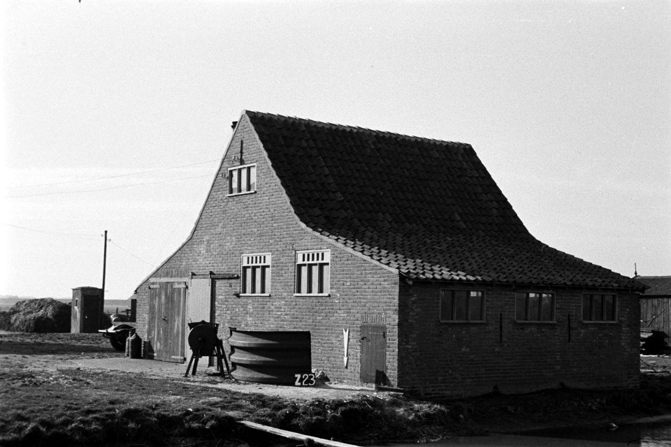 Schuur te Zijpe (ruilverkaveling Zijpe- en Hazepolder), Bestanddeelnr 170-1548