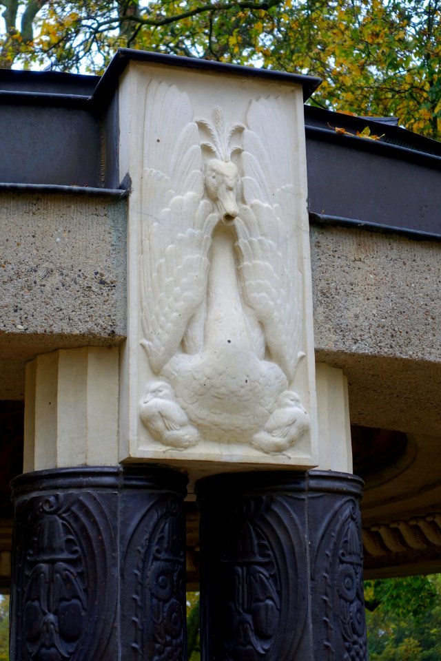 Schwanentempel - Mathildenhöhe - Darmstadt, Germany - DSC01392
