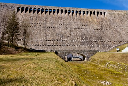 Schwarzenbachtalsperre dam from down 2020-03-15 pixel-shift 03