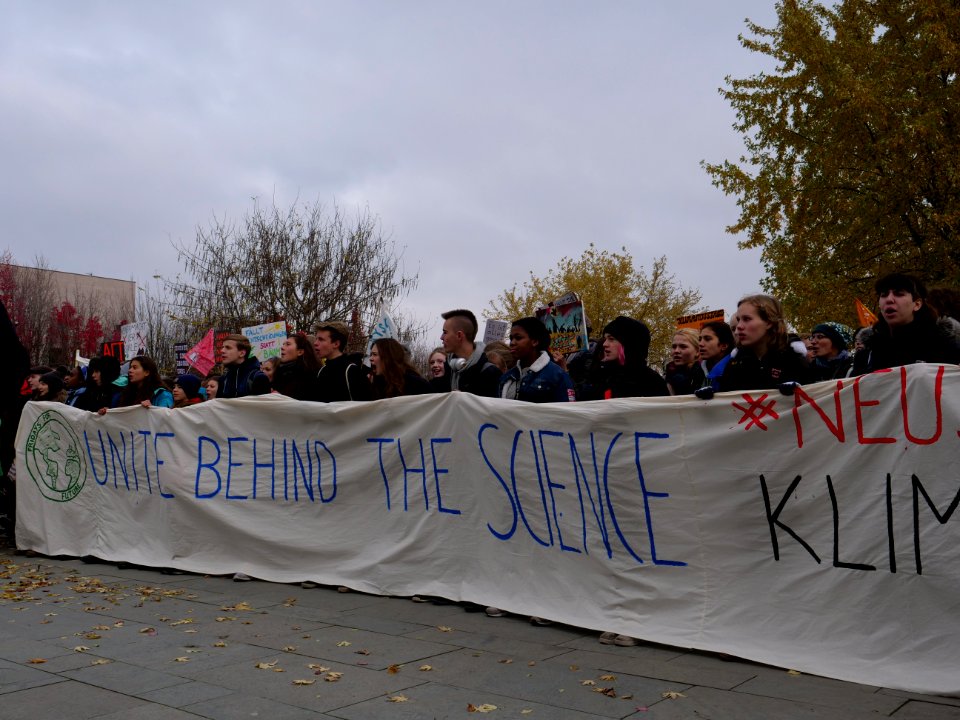 Scientists and Fridays for Future in front of the chancellery 2019-11-15 36