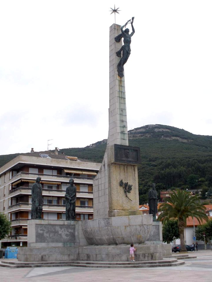 Santoña - Monumento a Luis Carrero Blanco