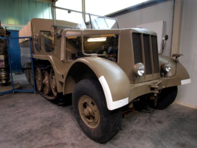 SdKfz 9 Type 3 pic2