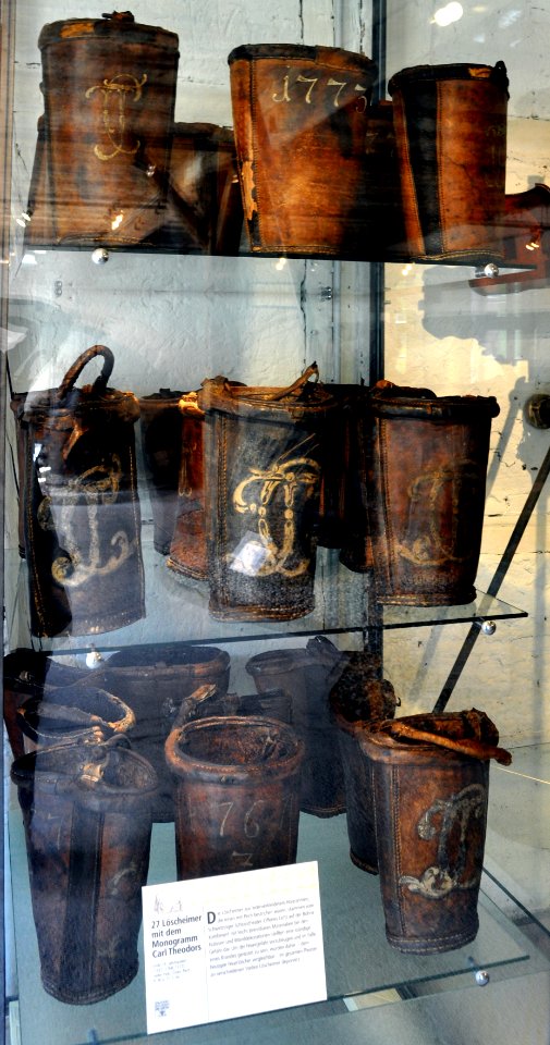 Schwetzingen Ausstellung Feuerlöscheimer