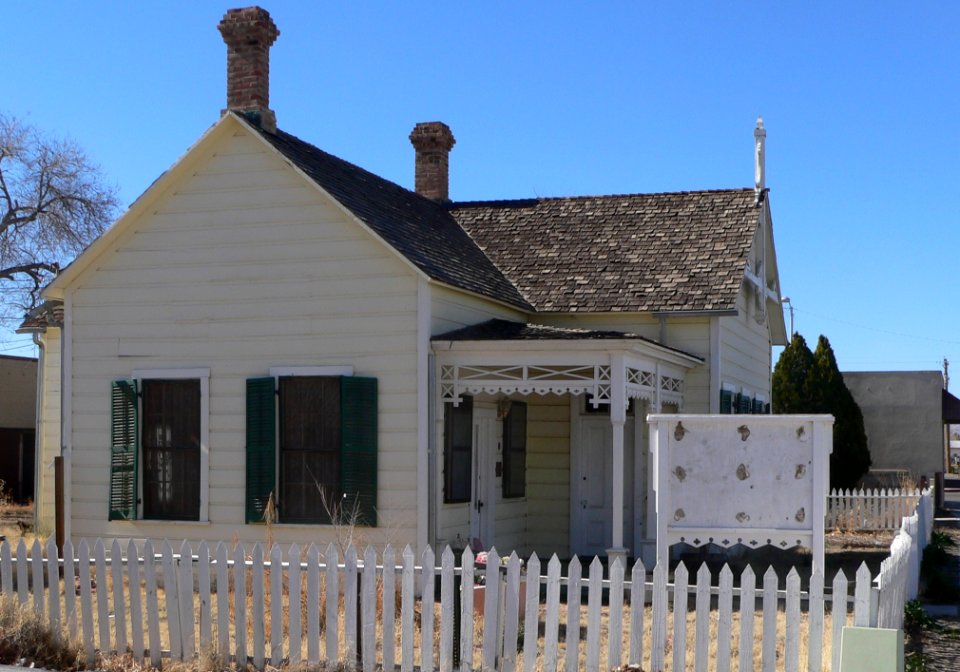 Schwertner house (Willcox, Arizona) from SE 1