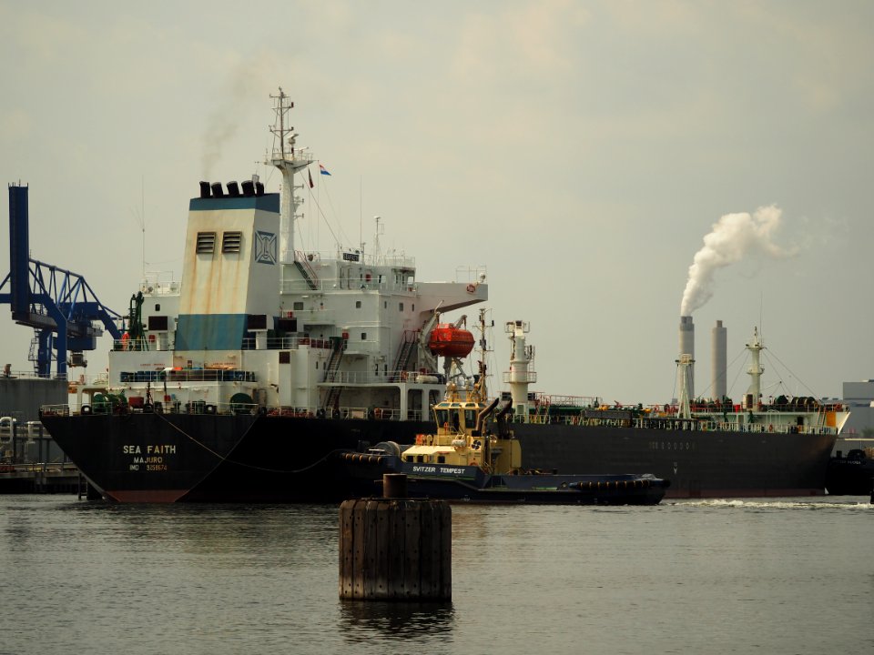 Sea Faith (ship, 2003) IMO 9258674, Sonthaven, Port of Amsterdam