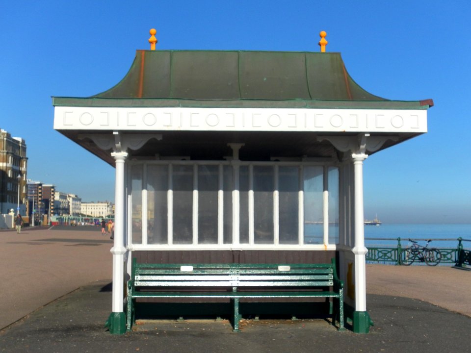 Seafront Shelter at the bottom of Medina Terrace, Hove (July 2012)