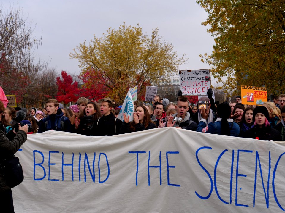 Scientists and Fridays for Future in front of the chancellery 2019-11-15 34