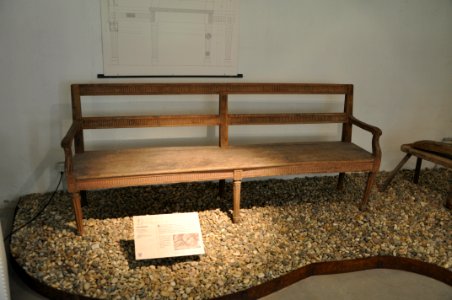 Schwetzingen Ausstellung Gartenbank