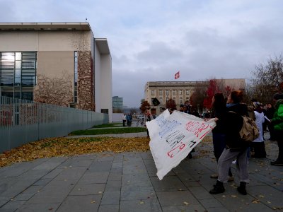 Scientists and Fridays for Future in front of the chancellery 2019-11-15 37