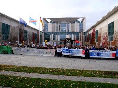 Scientists and Fridays for Future in front of the chancellery 2019-11-15 19