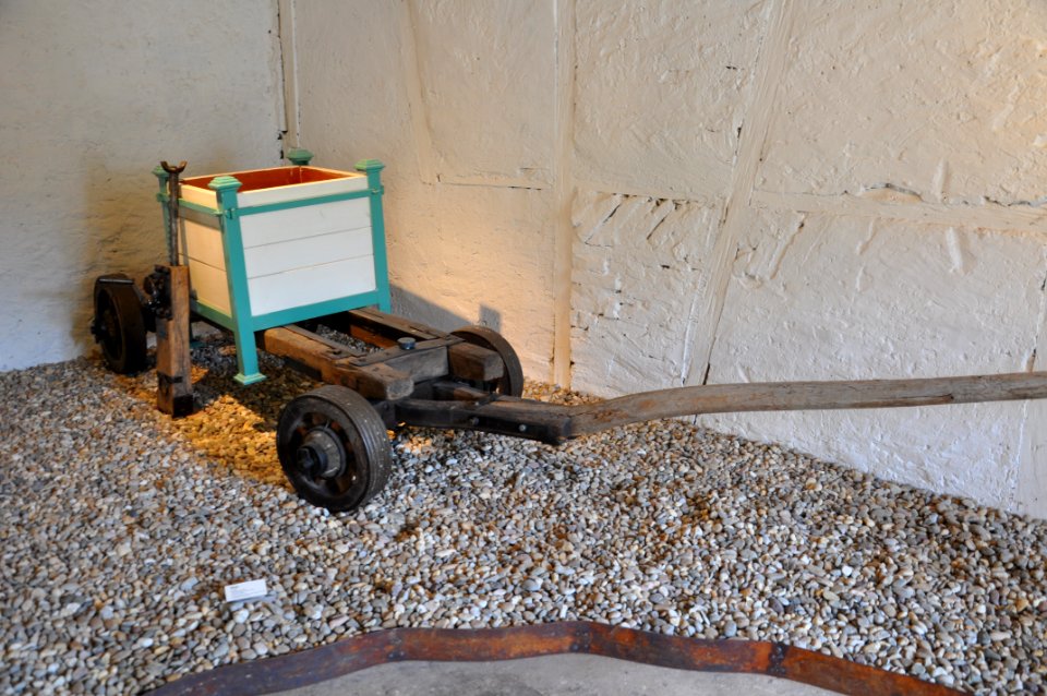 Schwetzingen Ausstellung Orangerie-Transportwagen b