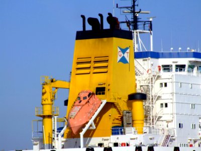 Seadevil p5 9113367 at the Calland canal, Port of Rotterdam, Holland 20-May-2007