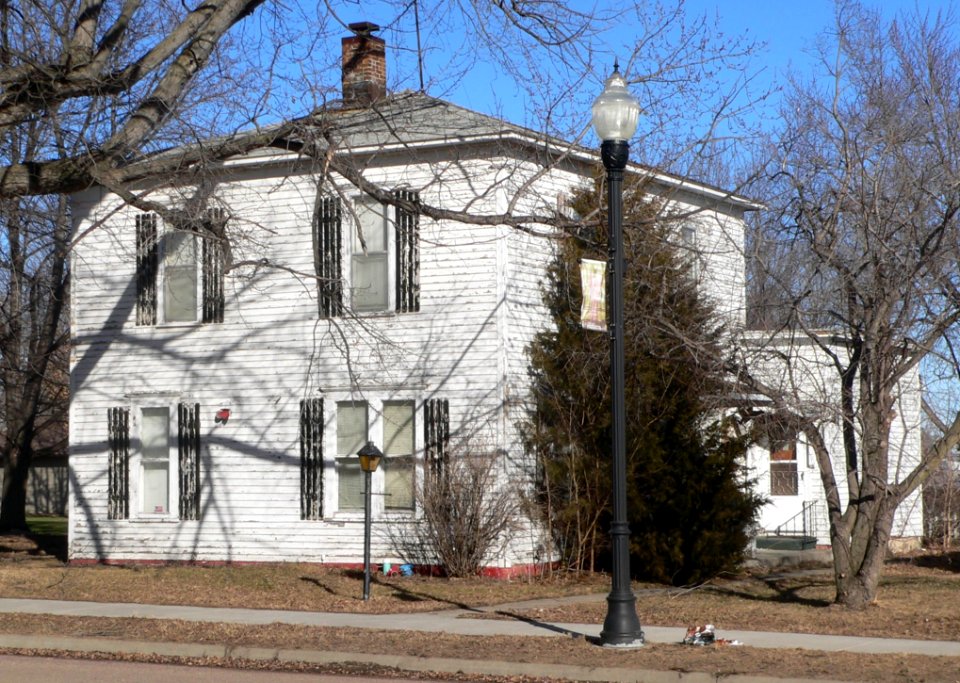Scotland, South Dakota, 431 4th Street from SW 1
