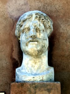 Sculpture at the Castel Sant'Angelo pic1