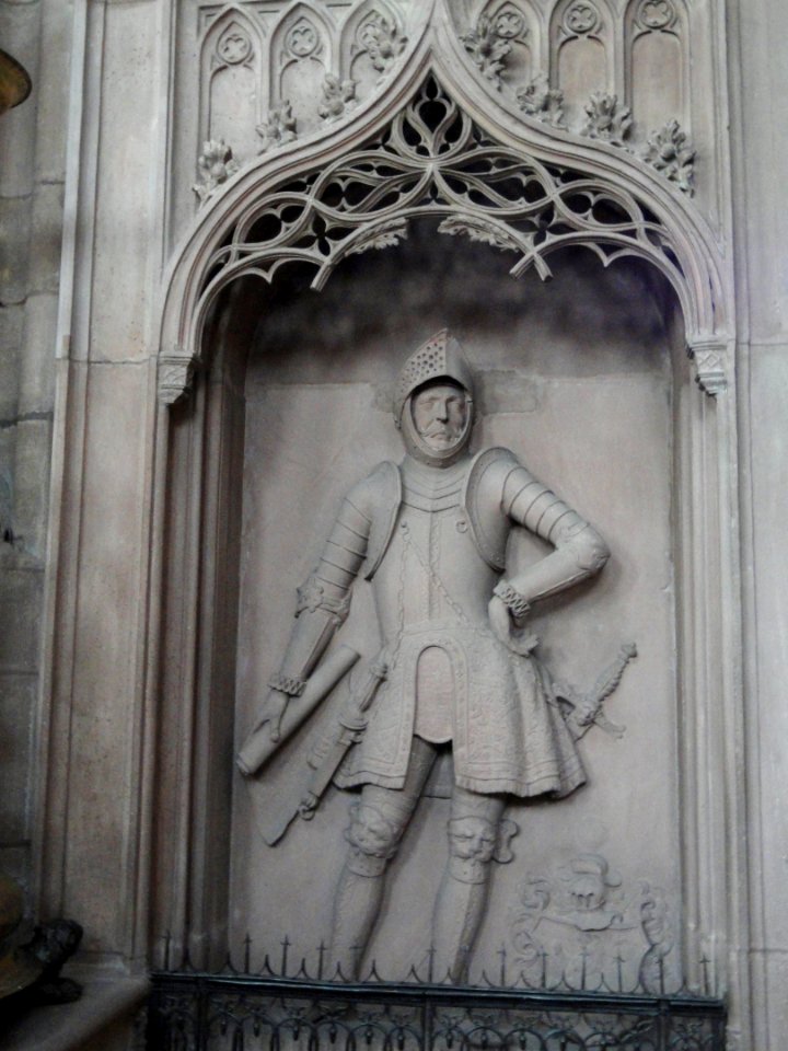 Sculpture in Freiburg Minster - DSC06584