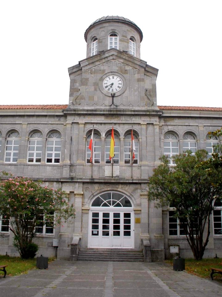 Santoña - Instituto Marques de Manzanedo 1