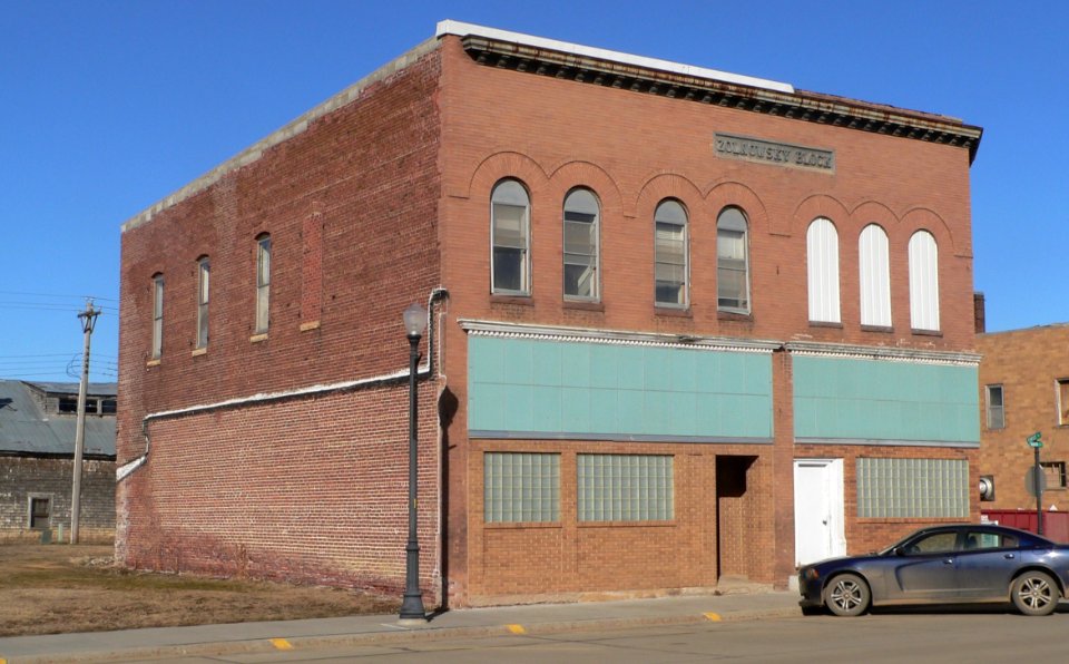 Scotland, South Dakota, NW corner Main x 1st from SW 1