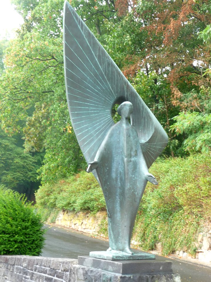 Sculpture at Maria Laach 02