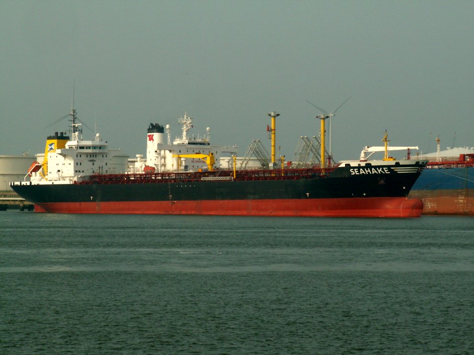 Seahake IMO 9255488 at the '4e Petroleumhaven', Port of Rotterdam, Holla 23-Apr-2006