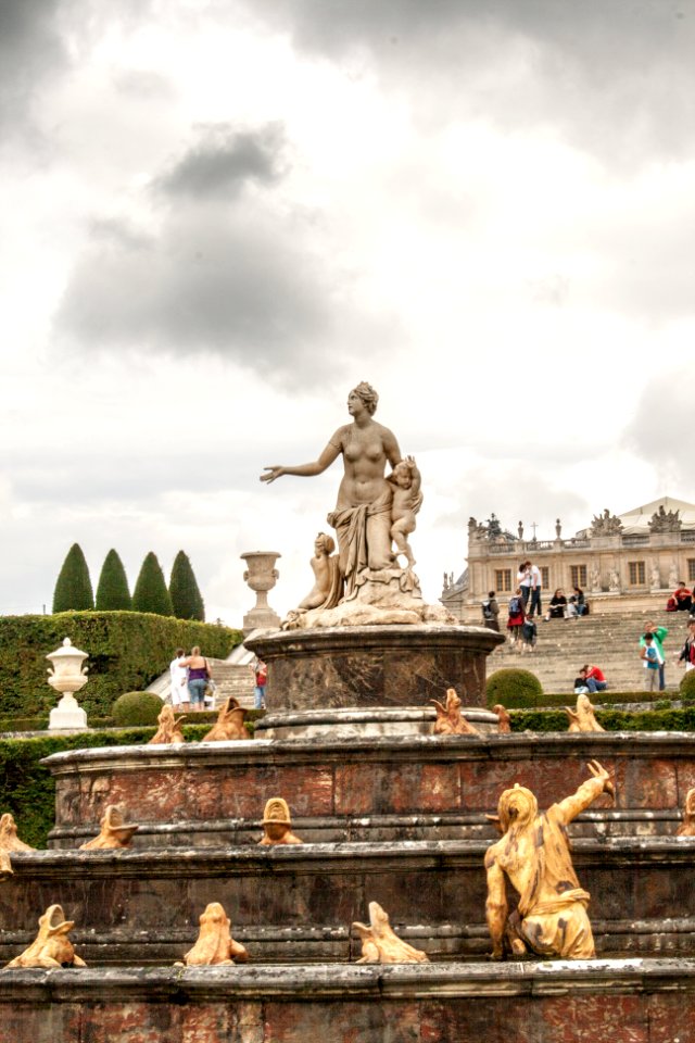 Sculptures in the park of Versailles 2008-07-11