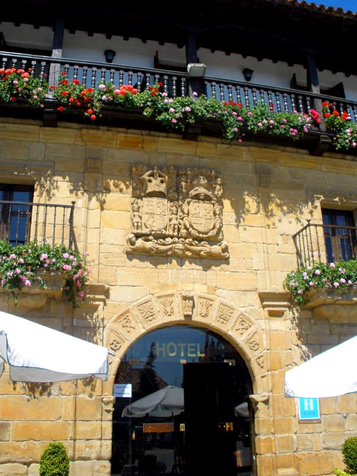 Santillana del Mar - Hotel Los Infantes 1