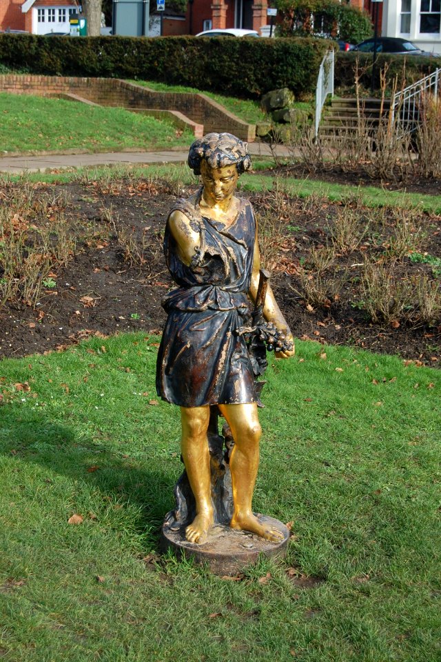 Sculpture near Rotunda Café, Preston Park, Brighton (February 2020)