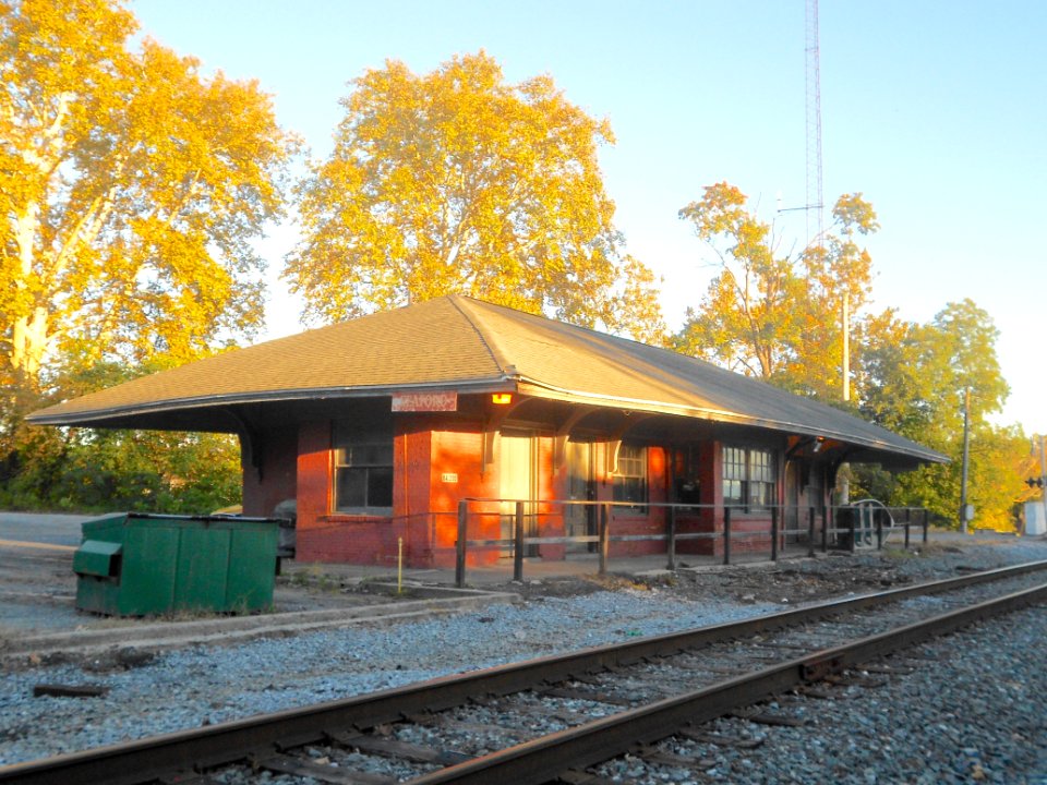 Seaford Station DE N&S 1