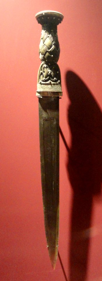 Scottish dirk, blade by Andrew Boog, Edinburgh, c. 1795 - Royal Ontario Museum - DSC09484