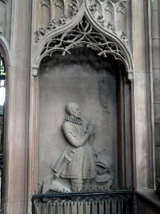 Sculpture in Freiburg Minster - DSC06581