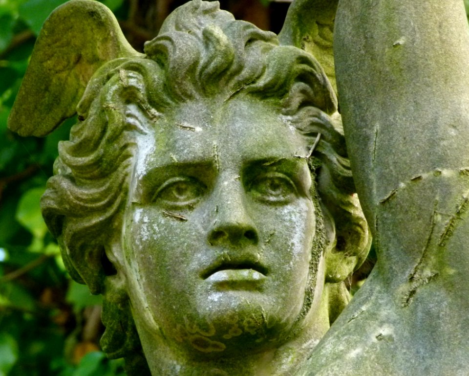 Sculpture au Jardin d'Agronomie Tropicale - Persée 4