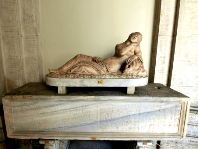 Sculpture no6pe in the Vatican museum