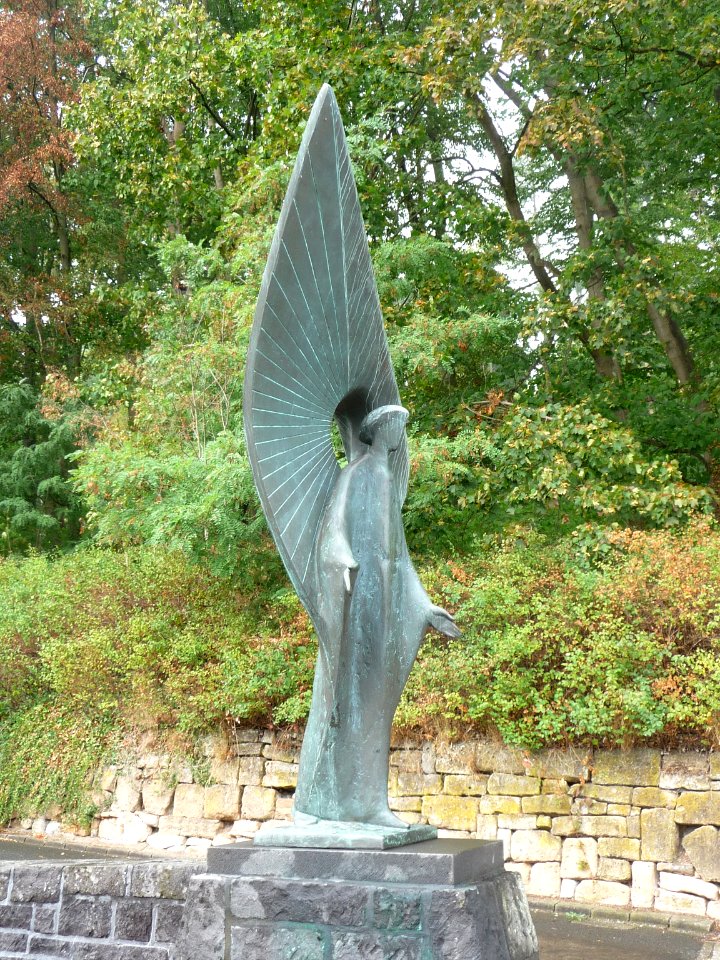 Sculpture at Maria Laach 01