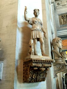 Sculpture no42 in the Vatican museum