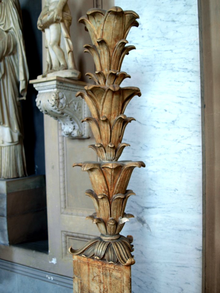 Sculpture in the Vatican museum pic2