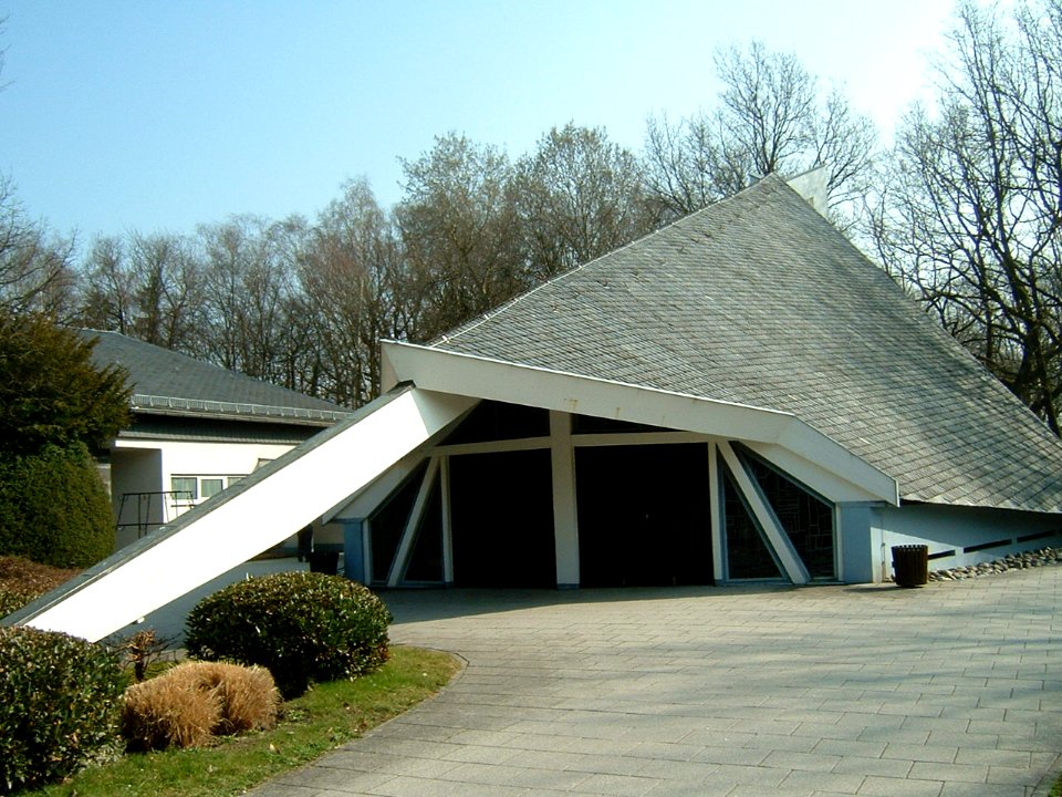 Schwalbach trauerhalle