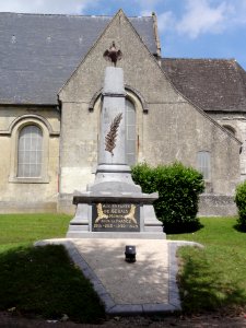 Serain (Aisne) monument aux morts