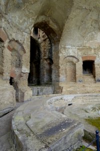 Serapeum - Villa Adriana - Tivoli, Italy - DSC03668