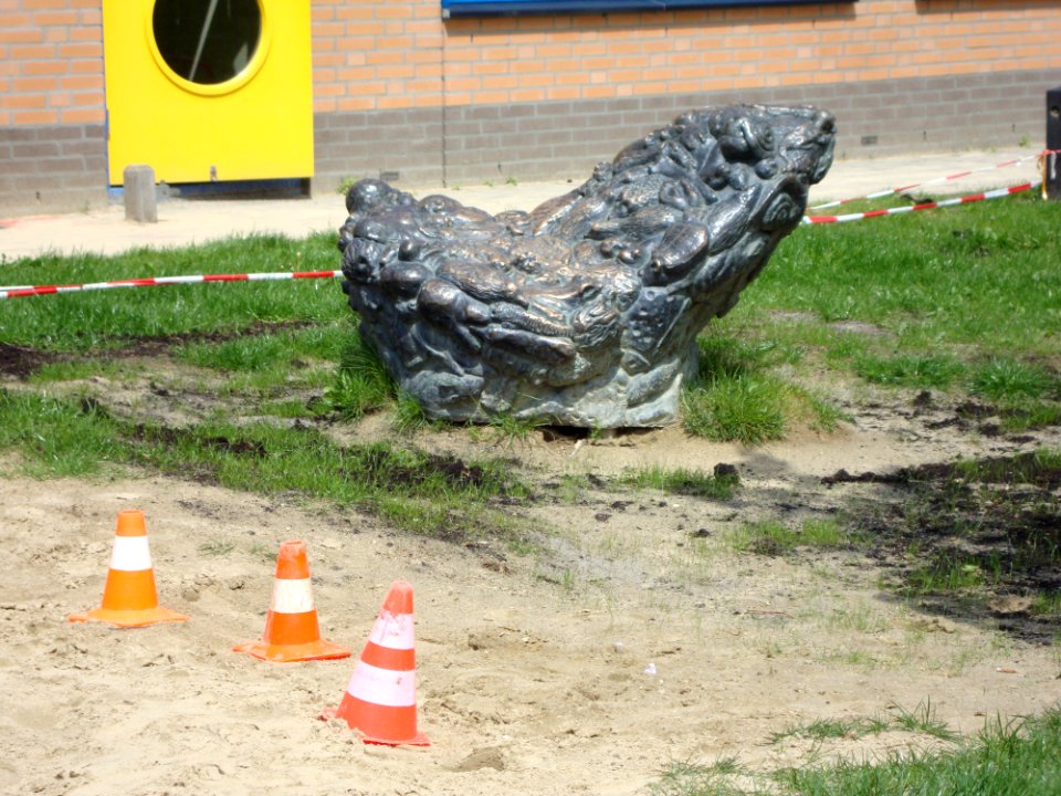 Sculpture De kikker (the frog), Wijchen (Gld, NL)